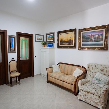 The Lemon Tree House Apartment Scalea Luaran gambar